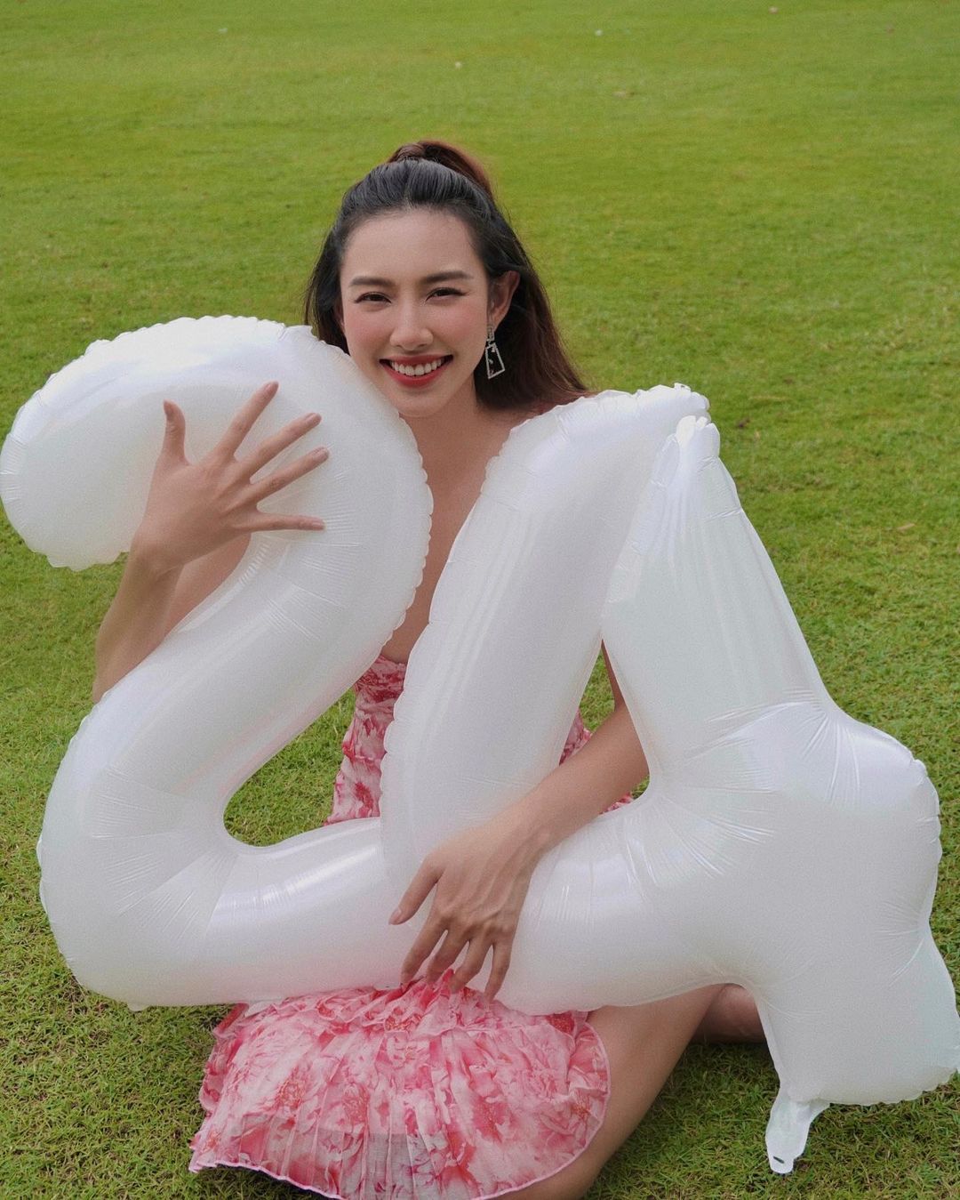 Hoa hậu Thùy Tiên khiến fan 