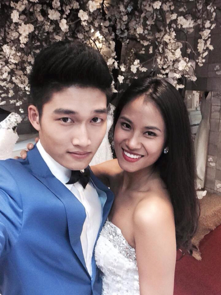 Đình Tú khoe loạt ảnh cưới với các mỹ nhân màn ảnh, không ngại nhắc đến tình cũ Hương Giang - Ảnh 3