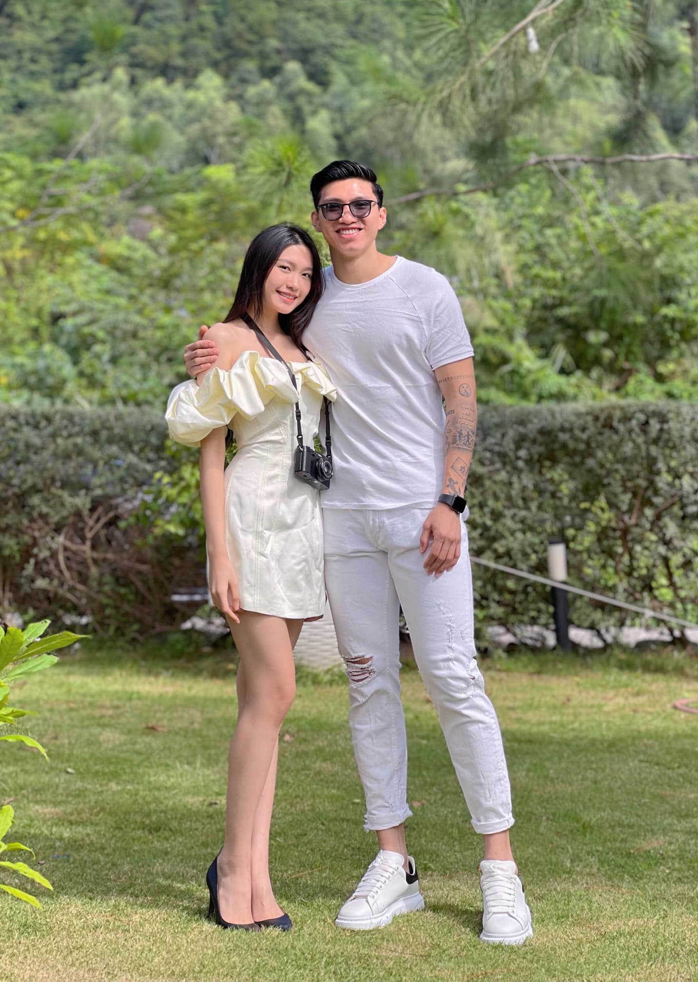 Đoàn Văn Hậu công khai loạt ảnh tình tứ Doãn Hải My, chính thức xác nhận hẹn hò - Ảnh 4