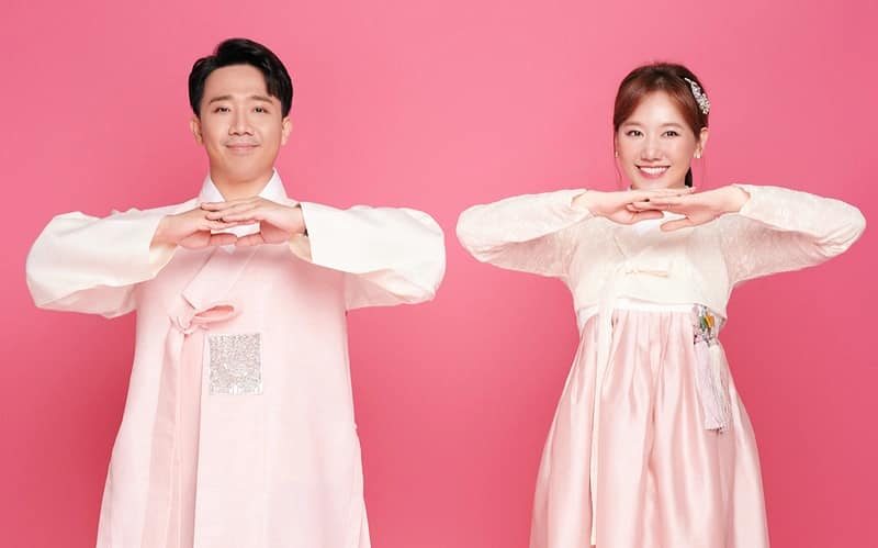 Hari Won diện hanbok, mỉm cười rạng rỡ bên Trấn Thành sau khi công khai bị liệt cơ mặt - Ảnh 2