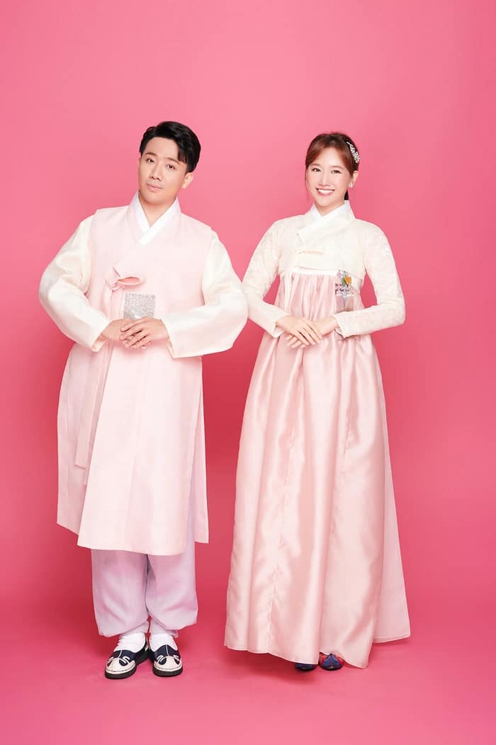 Hari Won diện hanbok, mỉm cười rạng rỡ bên Trấn Thành sau khi công khai bị liệt cơ mặt - Ảnh 3