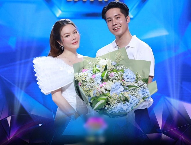 Lý Nhã Kỳ - Ảnh 1