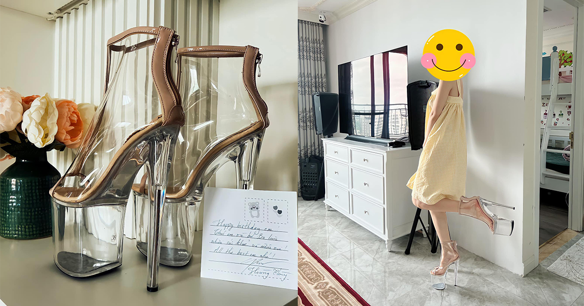 Hòa Minzy xỏ giày 25 cm cao như cà kheo tạo dáng với váy ngủ