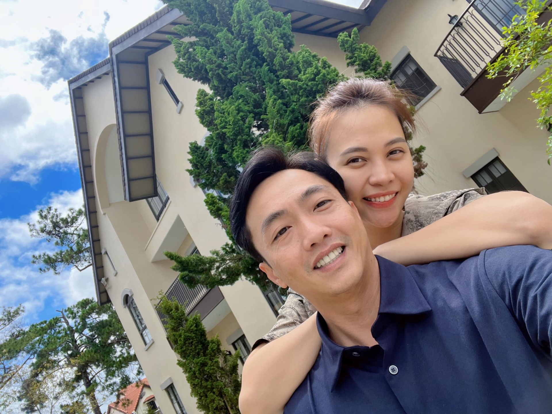 Khoe ảnh tình tứ bên Cường Đô La, Đàm Thu Trang đáp trả khi bị chê 