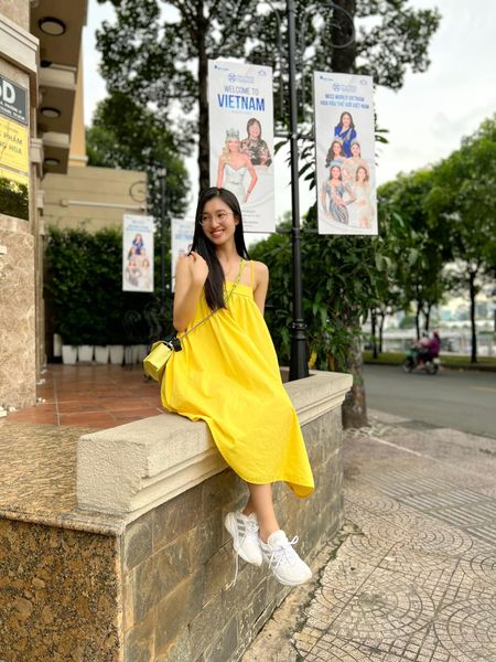 Á hậu 2 Phương Nhi khoe mặt mộc đẹp không tì vết, được mệnh danh là 