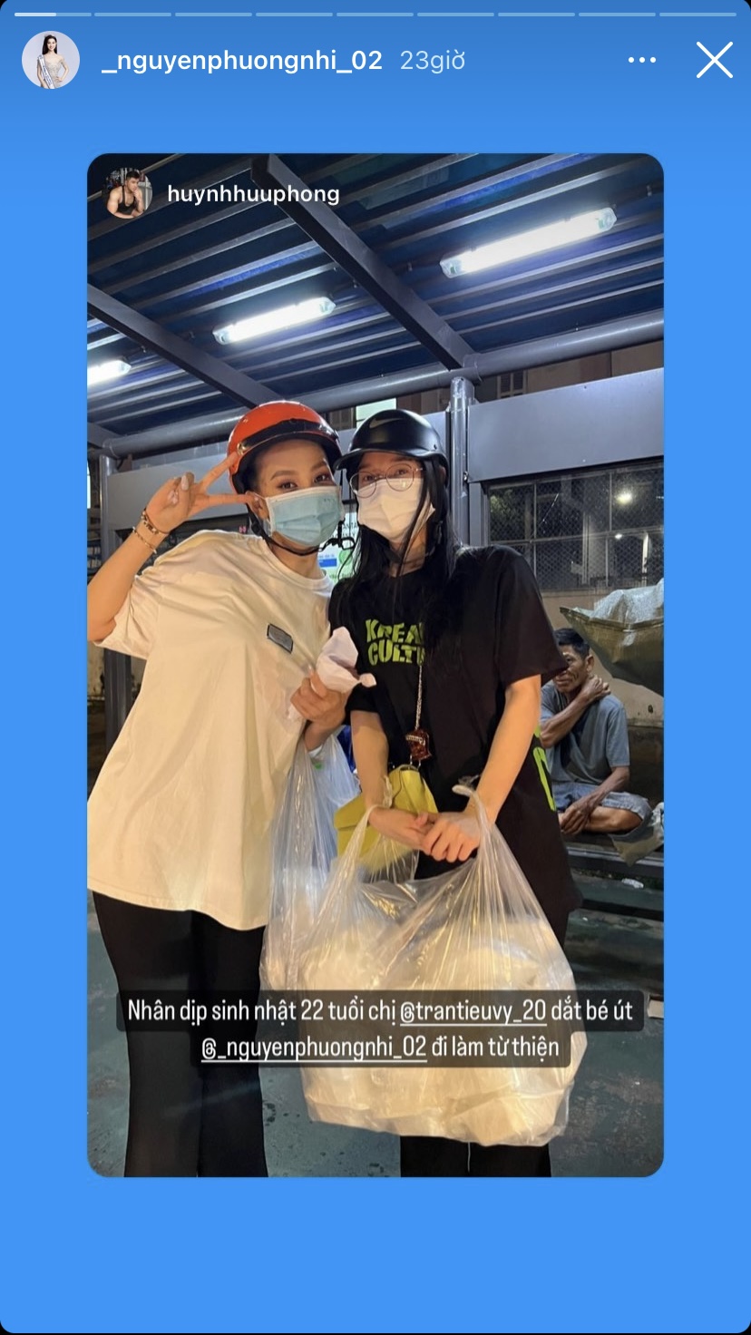Mừng sinh nhật tuổi 22, Hoa hậu Tiểu Vy dắt Á hậu Phương Nhi đi làm từ thiện - Ảnh 1