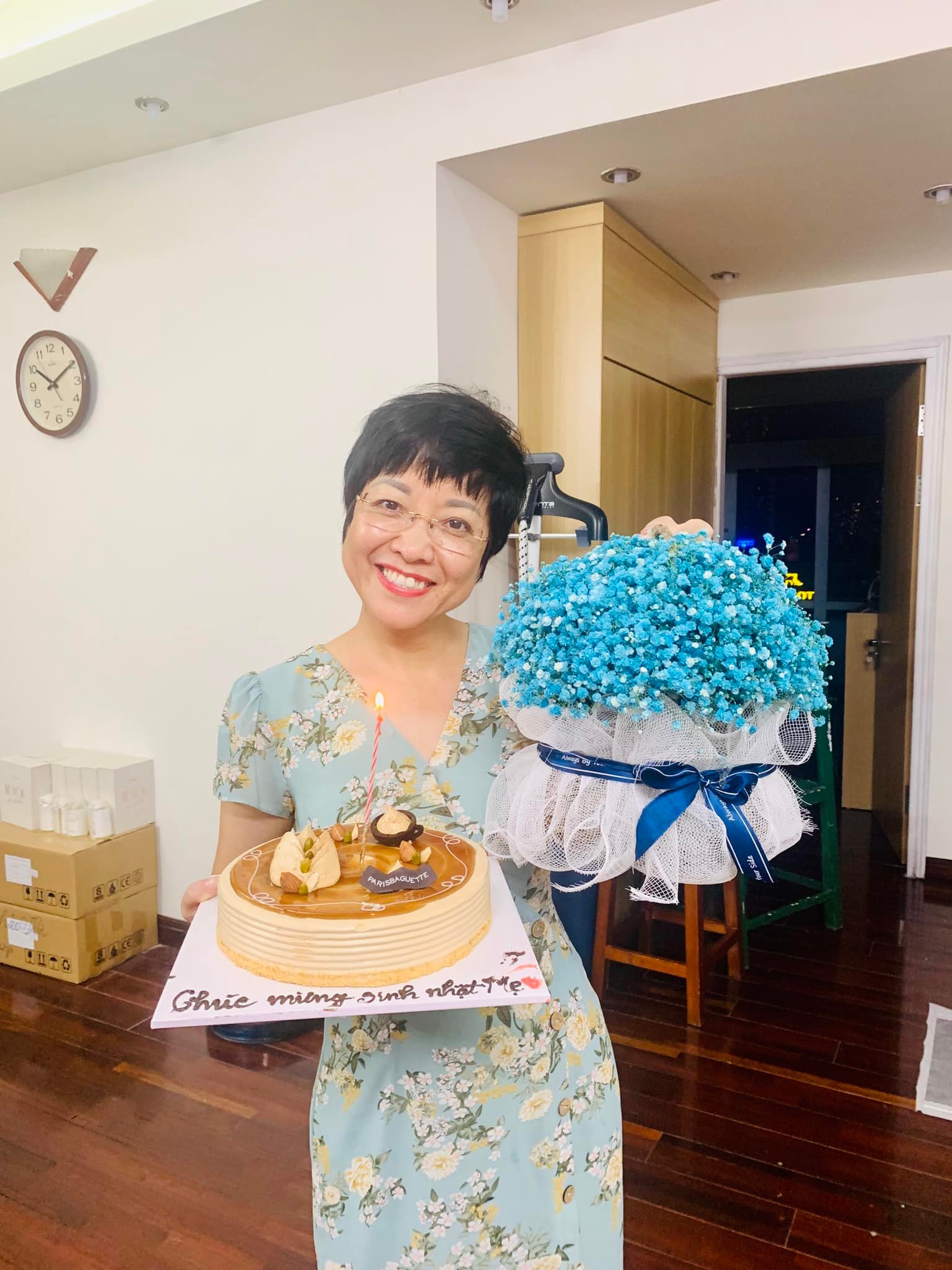 MC Thảo Vân được con trai tổ chức sinh nhật bất ngờ, hôn má mẹ ngọt ngào - Ảnh 5