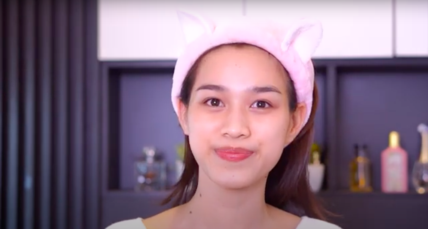 Đỗ Thị Hà tập tành làm Youtuber, tự tin khoe mặt mộc đẹp không tì vết - Ảnh 2