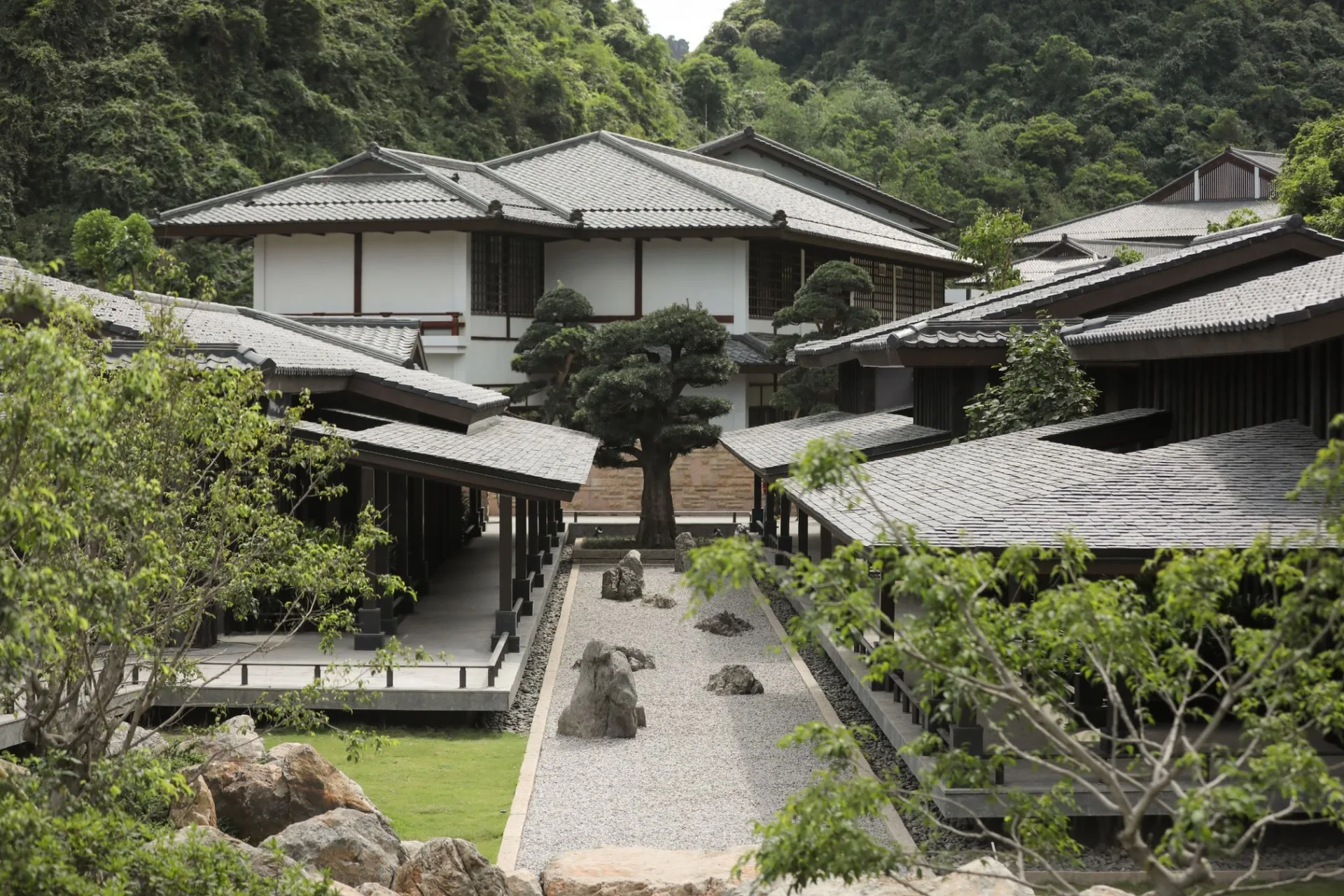ảnh 1: yoko onsen quang hanh