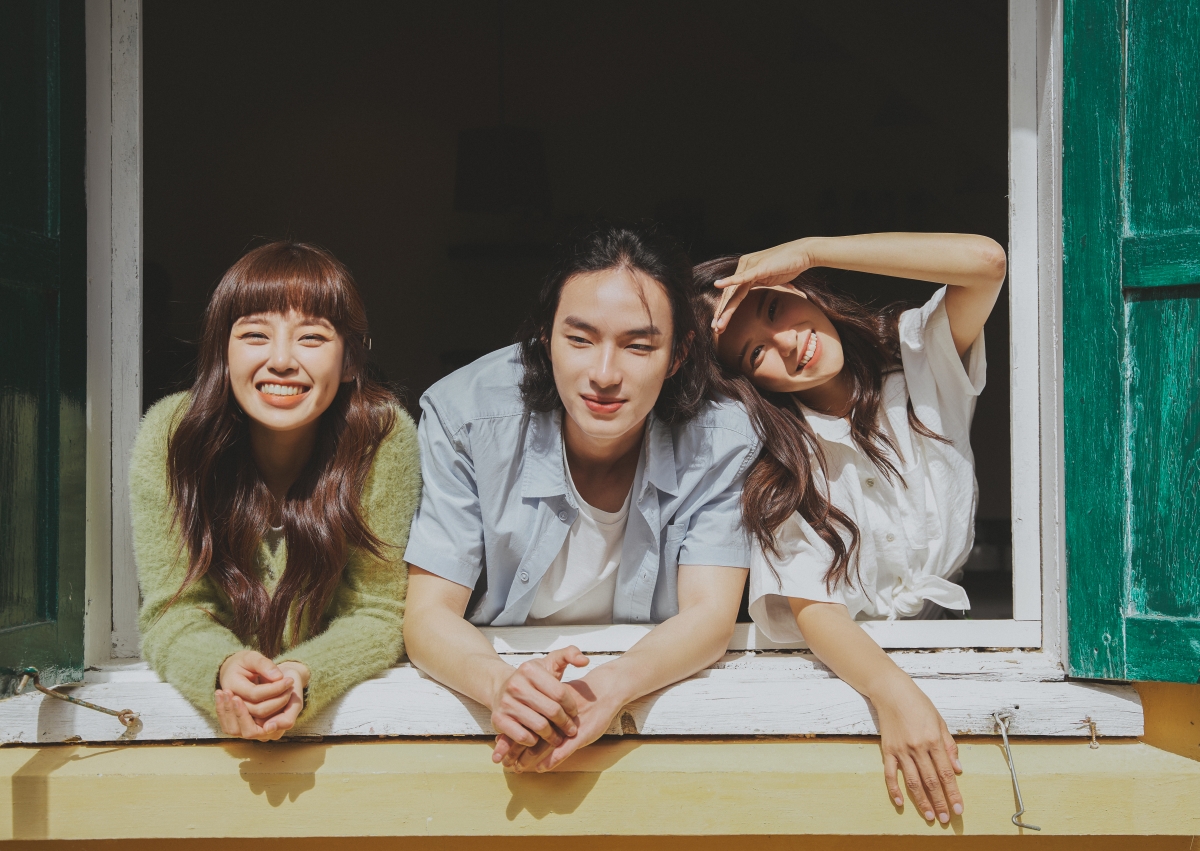 Ba người bạn thân trong MV mới của Hoàng Yến Chibi