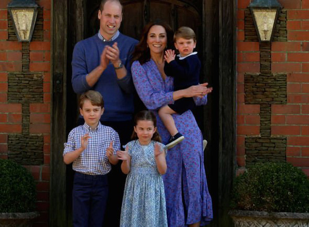 Gia đình hạnh phúc của vợ chồng William - Kate.
