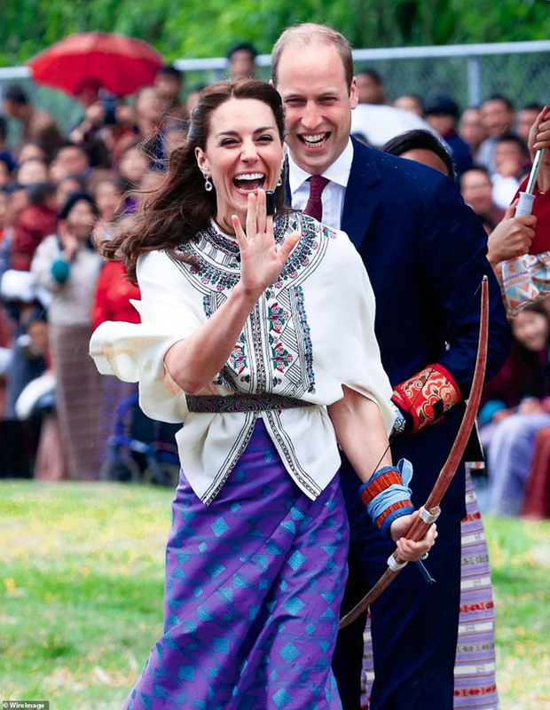 10 năm ngày cưới của William - Kate: Loạt ảnh 'tình bể bình' như cổ tích - Ảnh 11