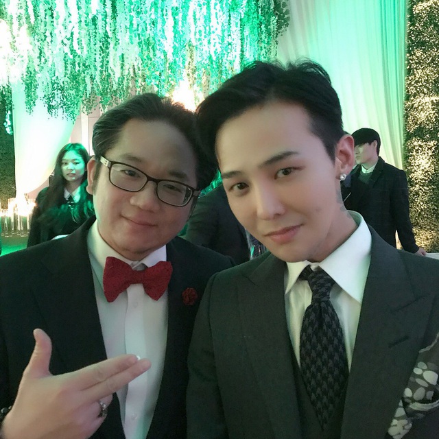 'Ông hoàng Kpop' G-Dragon đến dự đám cưới của người anh em thân thiết