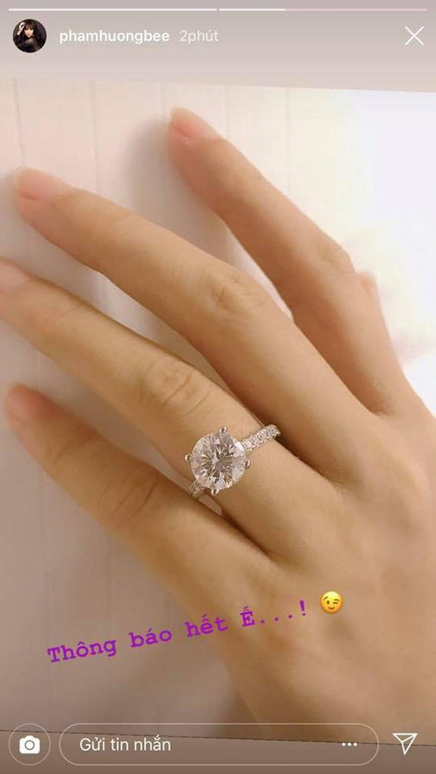 Chiếc nhẫn kim cương 'khủng' mà ông xã cầu hôn cô