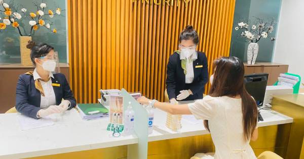 Công Vinh vừa cập nhật những hình ảnh đầu tiên trong phòng sao kê