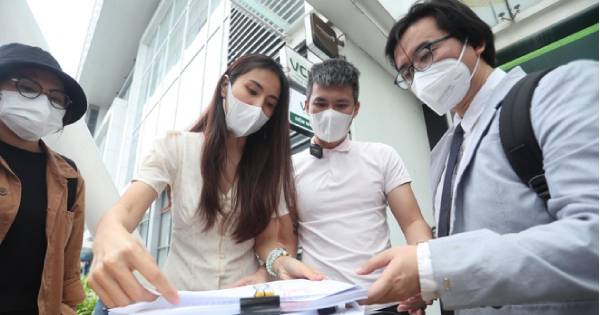 Phía Thủy Tiên lên tiếng làm rõ tin đồn nợ 17 tỷ