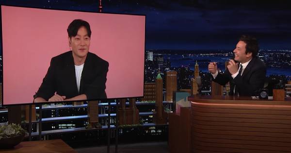 Tài tử "Squid Game" đặt tên con trai mới sinh là "Bé mực con"