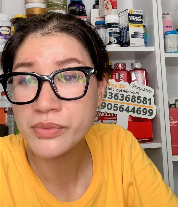 Ngay sau livestream tại nhà Hồ Văn Cường, Trang Khàn lại tiếp tục mở livestream khác, chia sẻ về hành động của mình