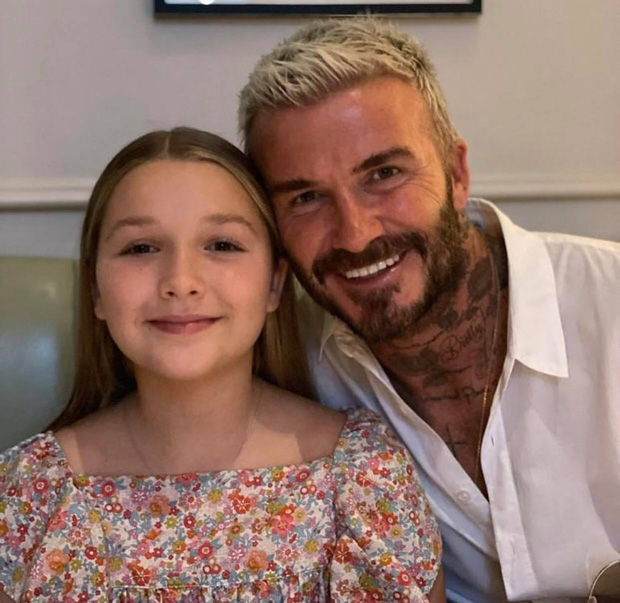 Mặc dù xuất hiện ý kiến trái chiều về cân nặng nhưng khó có thể phủ nhận được vẻ đẹp rạng rỡ, tươi tắn của con gái út nhà David Beckham