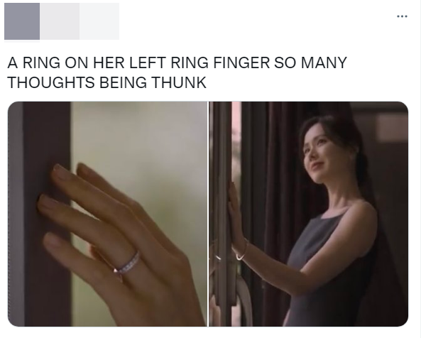 Trước đó, chiếc nhẫn nằm ở ngón tay áp út của Son Ye Jin khiến cả hai vướng nghi vấn chuẩn bị kết hôn