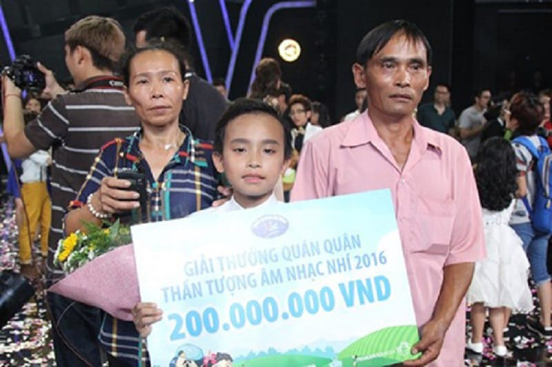 Hồ Văn Cường là Quán quân mùa đầu tiên của chương trình Vietnam Idol Kids
