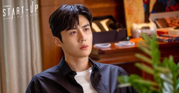 Dispatch tung tin nhắn của Kim Seon Ho khi biết bạn gái có thai: "Chúng ta kết hôn đi, anh yêu em" 