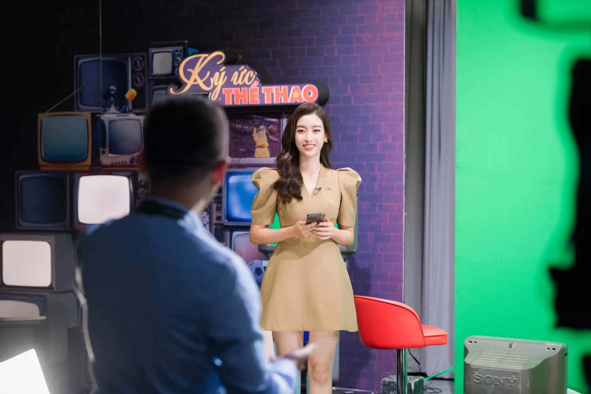 Hoa hậu Đỗ Mỹ Linh khẳng định sẽ gắn bó với VTV sau khi tái xuất - Ảnh 3
