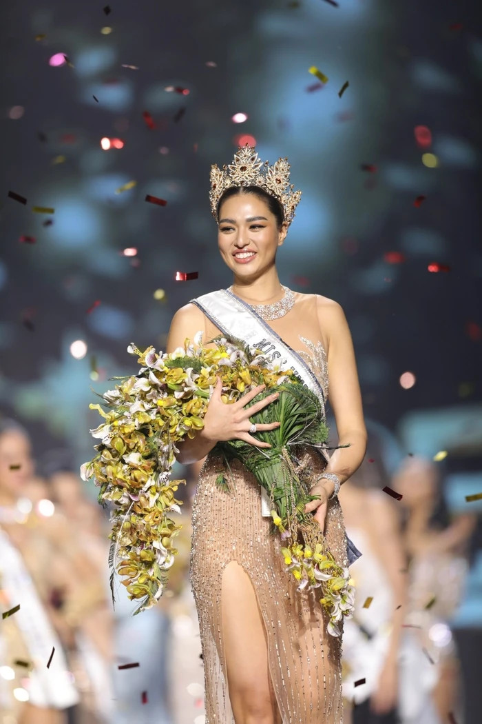Nhan sắc của Tân Hoa hậu hoàn vũ Thái Lan ở thời điểm mới đăng quang
