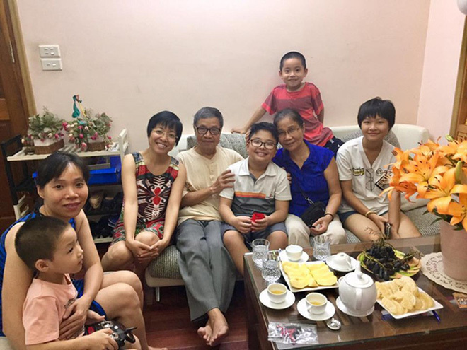 MC Thảo Vân vẫn thường xuyên đưa con trai về thăm ông bà nội
