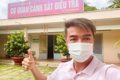 ca si dam vinh hung cung co buoi lam viec voi co quan cong an truoc do Ca sĩ Đàm Vĩnh Hưng cũng có buổi làm việc với cơ quan công an trước đó
