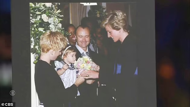 Hình ảnh Lily Collins lúc nhỏ xuất hiện bên Công nương Diana
