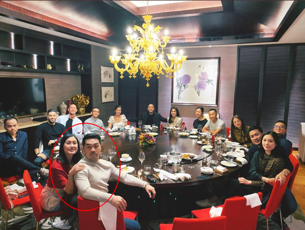Trước đó, cả hai từng xuất hiện trong nhiều buổi tiệc thân mật bên gia đình của Tăng Thanh Hà - Louis Nguyễn
