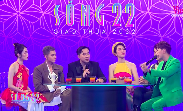 Dàn cast của Running Man Việt Nam đã có dịp tái ngộ tại chương trình Sóng 22