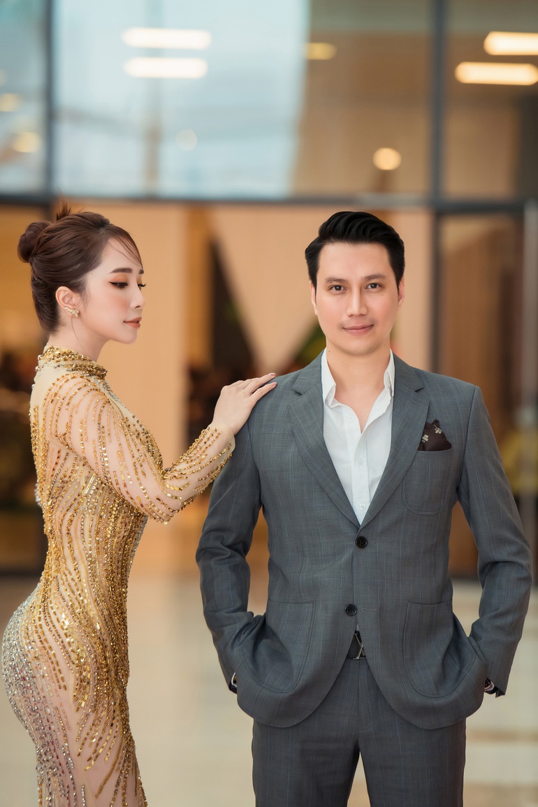 Quỳnh Nga và Việt Anh liên tục vướng tin đồn hẹn hò
