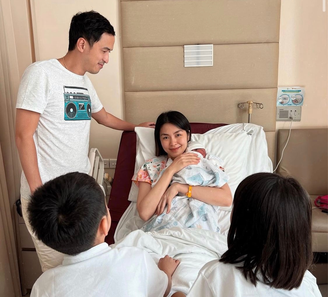 Bài đăng thông báo hạ sinh con thứ 3 của Tăng Thanh Hà nhận được sự quan tâm, chú ý của cư dân mạng