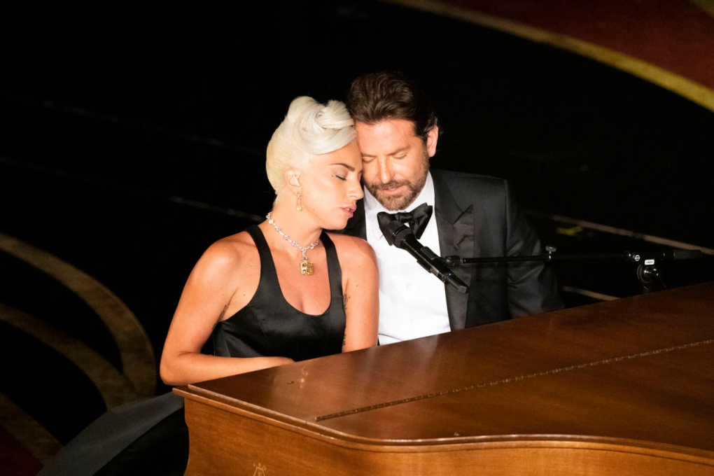 Màn trình diễn từng 'gây bão' của Lady Gaga và Bradley Cooper