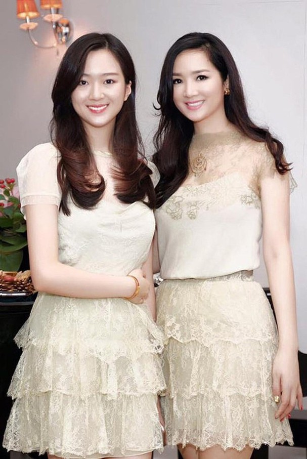 Hoa hậu Giáng My và cô con gái Anh Sa xuất hiện chung khung hình