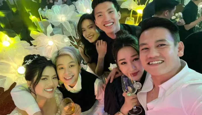 Chạm mặt tình cũ Đoàn Văn Hậu, Doãn Hải My có động thái tình tứ với "bạn trai tin đồn"