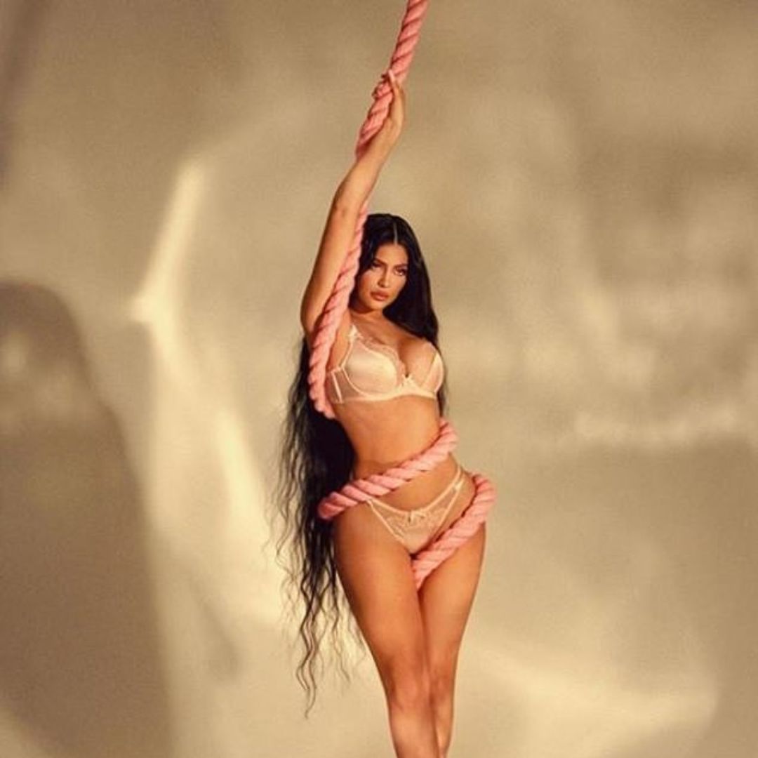 Những bài tập Squat tại gia giúp đẩy lùi tình trạng "mông hóp"