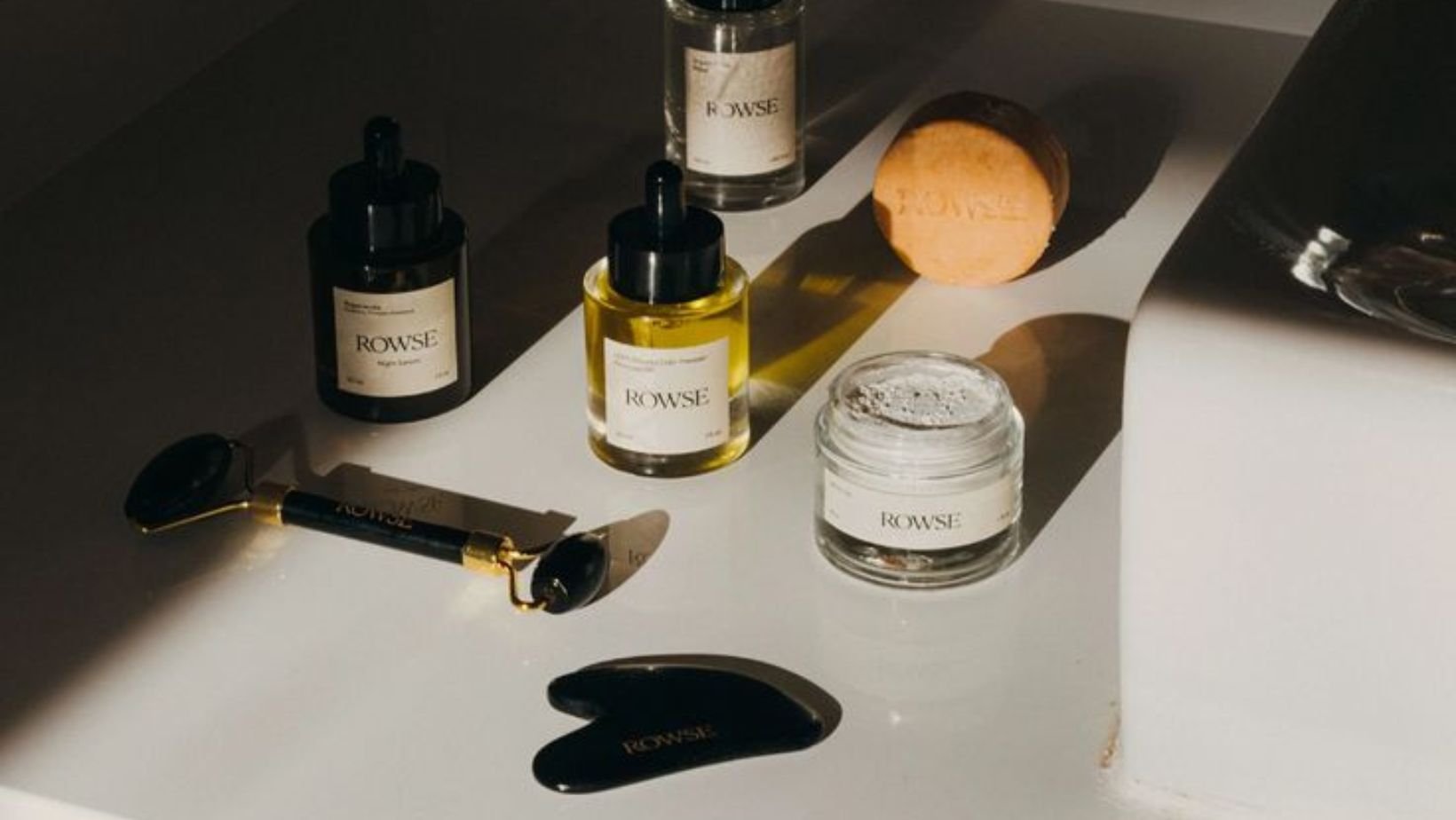 Những sản phẩm đã được "kiểm chứng" để có mặt trên bàn trang điểm của bạn vào tháng 9