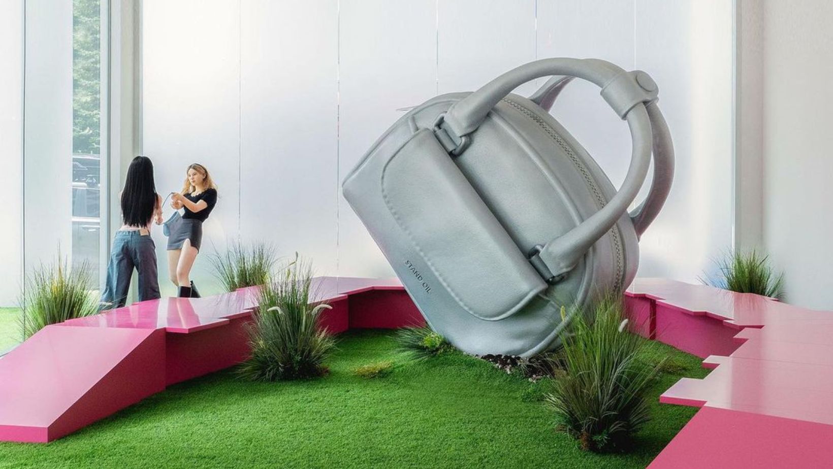 5 Brand túi của Hàn được các sao và giới trẻ mê mẩn