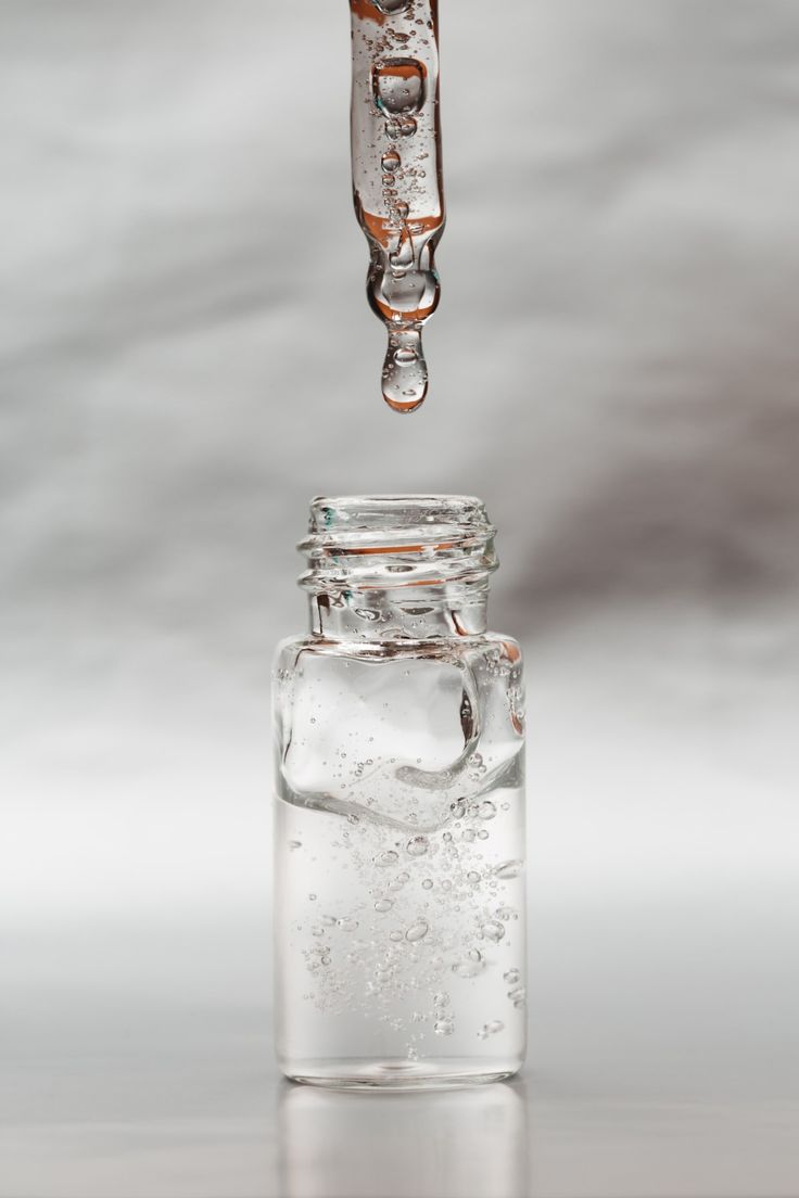 Chị em cũng cần lưu ý rằng có nhiều dạng axit hyaluronic được sử dụng trong các công thức chăm sóc da