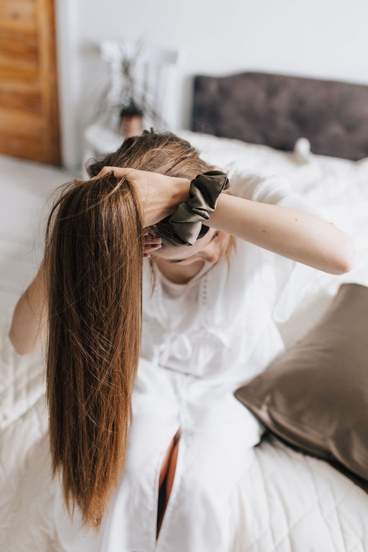 Massage da đầu là một cách hiệu quả để kích thích tuần hoàn m.áu và tăng cường sức khỏe của tóc.