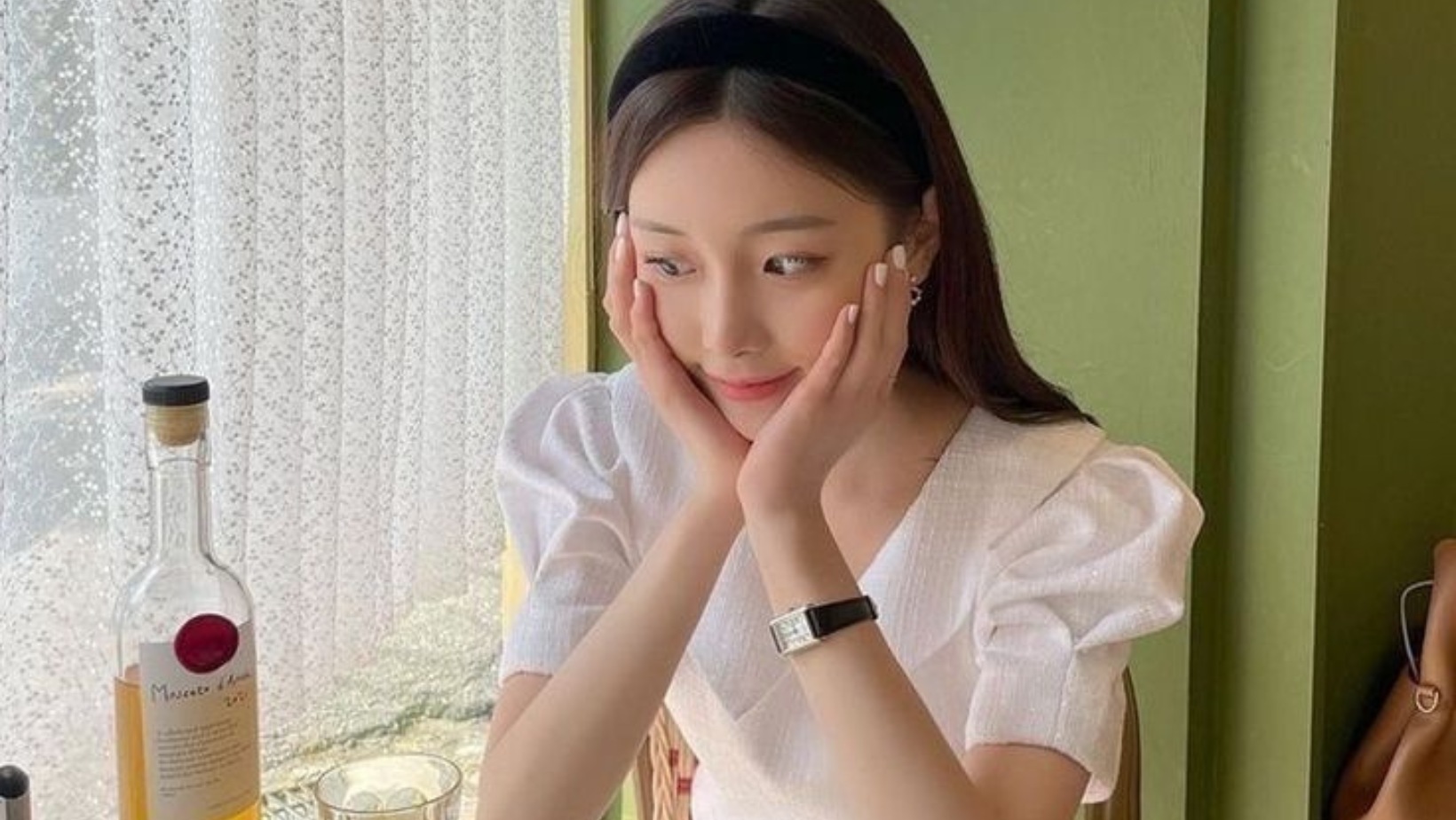 Bác sĩ chỉ ra 4 thực phẩm càng ăn càng khiến mụn mọc nhiều