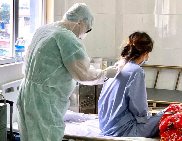 Lịch trình nữ du học sinh Việt dương tính với Covid-19 khi đến Pháp
