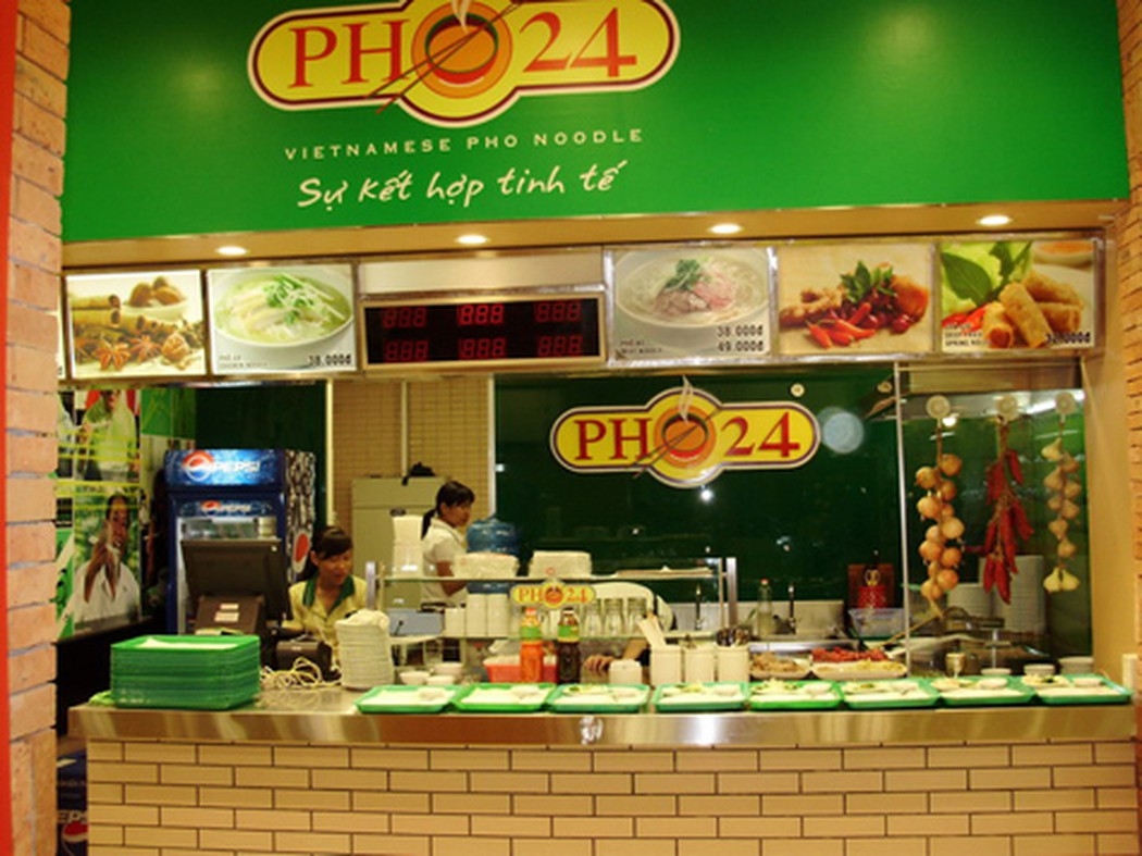 Năm 2003 cửa hàng Phở 24 chính thức ra đời tại TP. HCM.