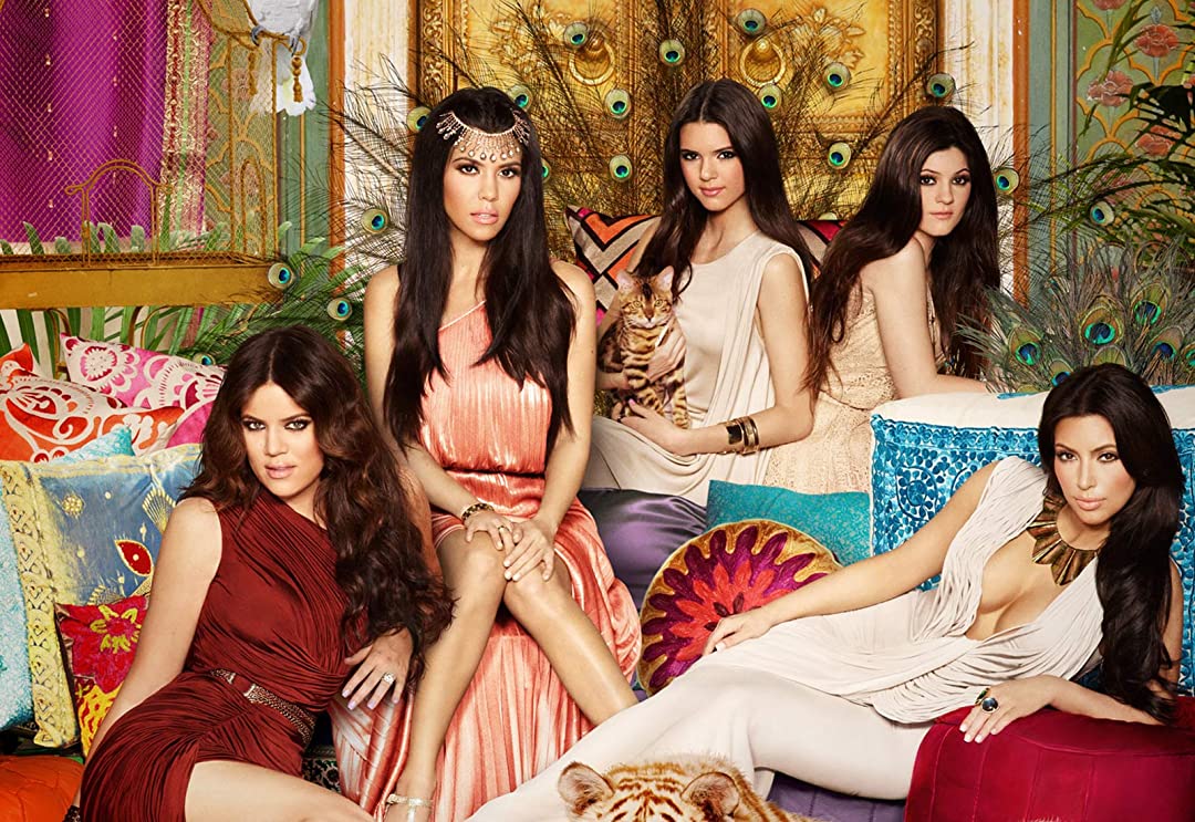 Gia đình Kardashian nổi tiếng vì lối sống vật chất.