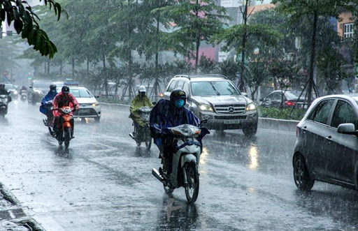 Chiều 18/7 Hà Nội sẽ xảy ra đợt mưa rất to do ảnh hưởng của bão số 5.