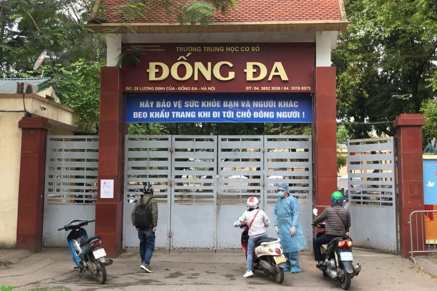 Hà Nội: Nam sinh lớp 8 rơi từ tầng 2 trường học