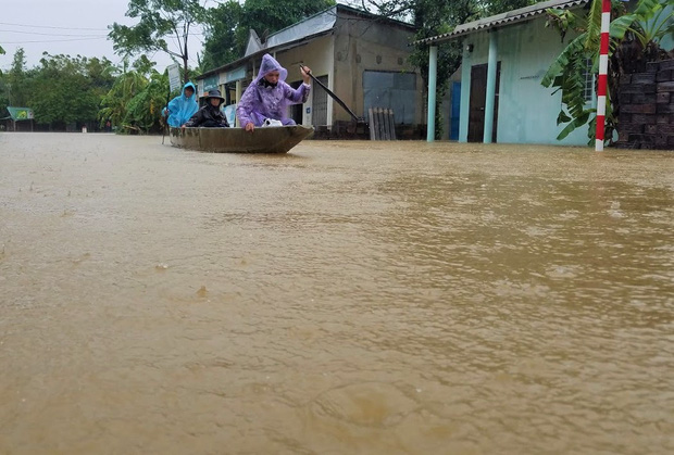 Toàn tỉnh Quảng Trị đã có gần 13.800 hộ với trên 46.000 người bị ngập lụt.